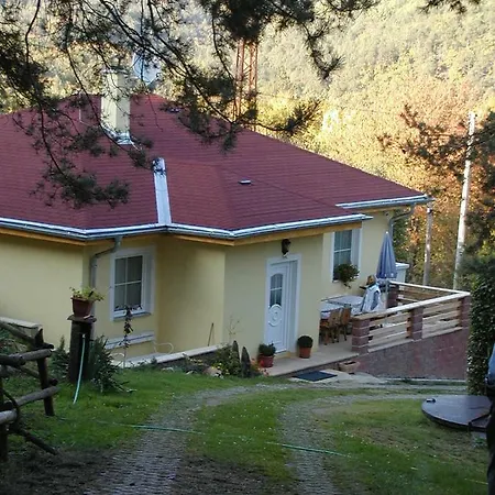 Vilka Lustig Hotel *